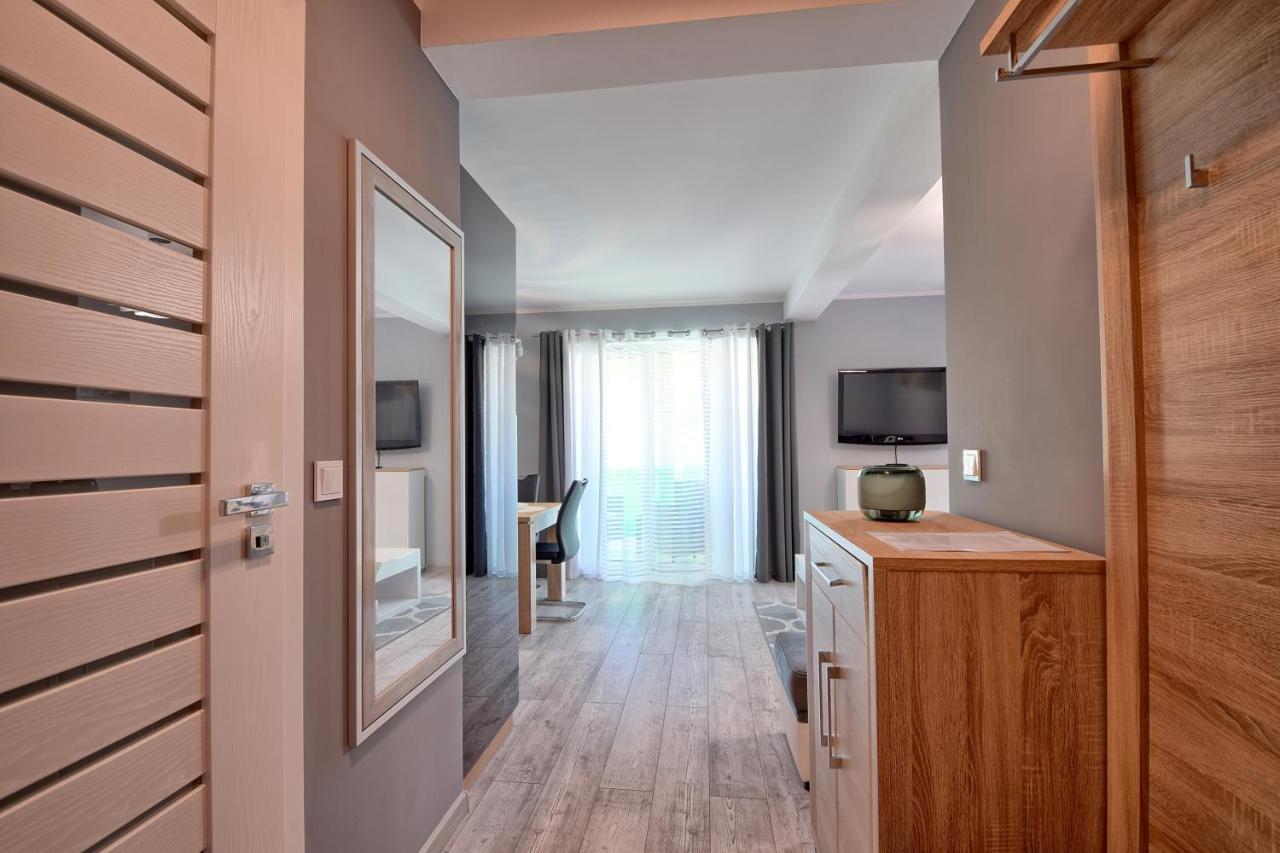 Sea-View Apartamenty Kolorowe Balkony ミエンジズドロイェ エクステリア 写真