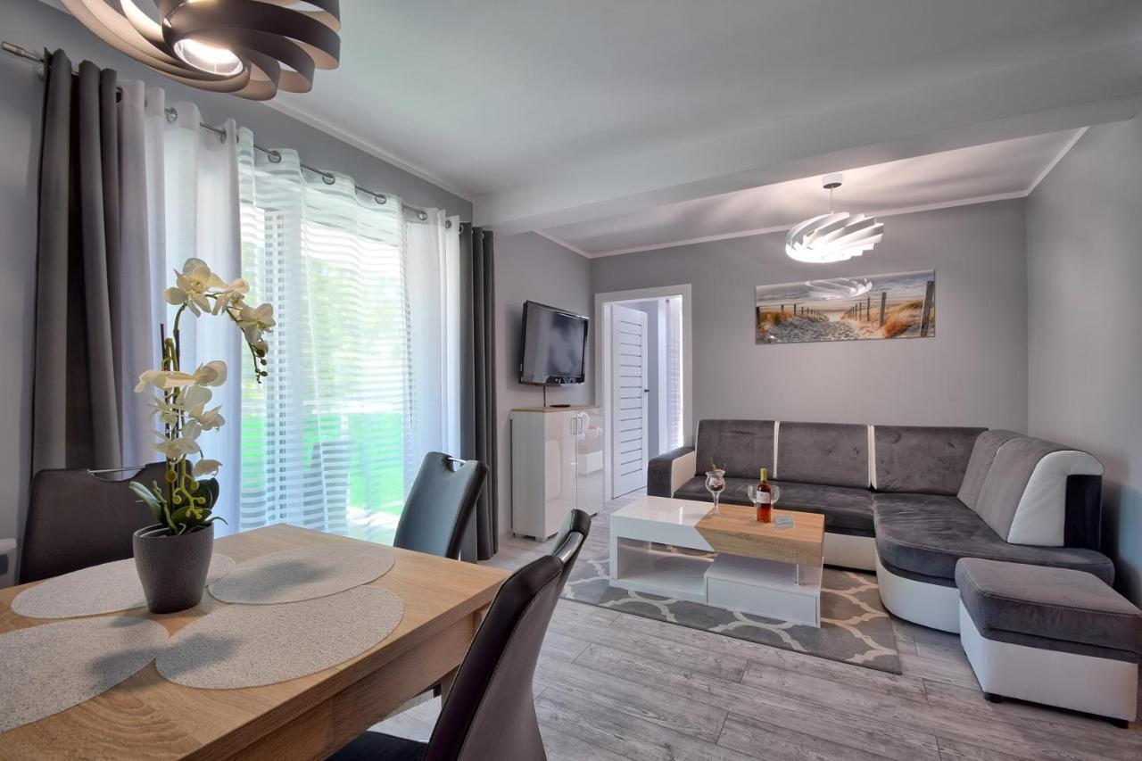 Sea-View Apartamenty Kolorowe Balkony ミエンジズドロイェ エクステリア 写真